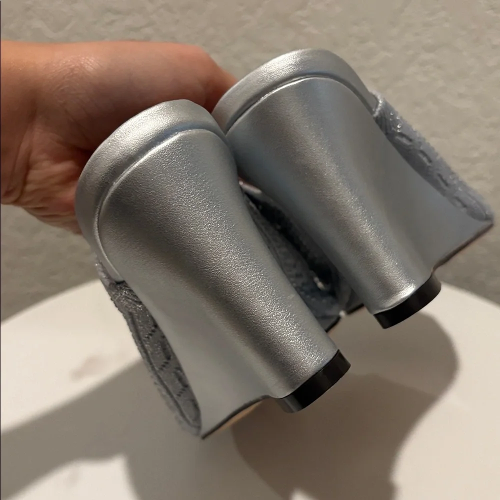 Lauren Lorraine size 6.5 Glittering Silver Wedge Mules - Picture 5 of 8